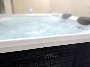 Central Bury St Edmunds Home with Hot Tub
