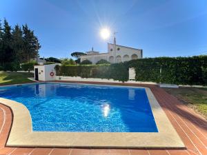Vilamoura Brightness Apartment with Pool by Homing