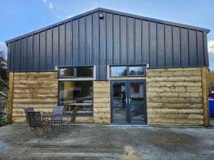 Fiddlestone Lodge in Castle Caldwell Forest