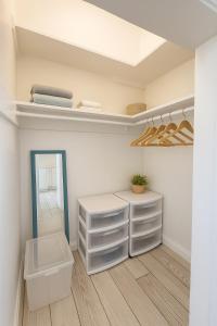 Urban Nest with private Patio in Golden Hill - walk everywhere!