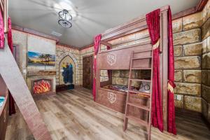 New ReResort-Custom Bunks- Private Theater