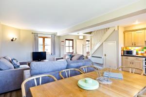 Farwell Cottage - Knockerdown Cottages with indoor swimming pool, near Carsington Water