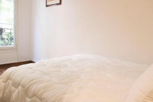 Charming apartment in the heart of the 11th Paris