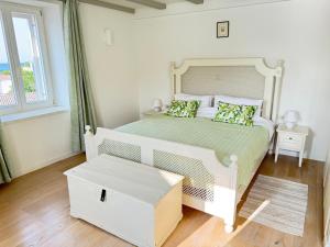 JASMINE VILLA luxury house with private pool, spacious terraces and spectacular sea views