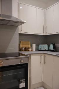 Elegant 3BR Apt at Haymarket