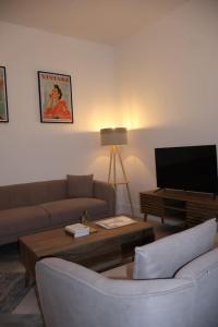 Elegant 3BR Apt at Haymarket