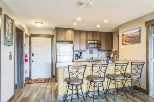 Ski & Golf by Sweetheart Stays