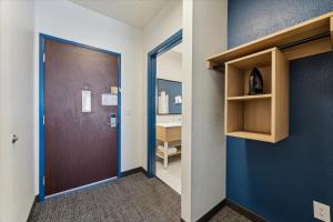 Comfort Suites - Near the Galleria