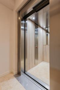 2 pièces darchitecte face aux Thermes