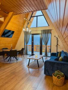 Art A Cabin