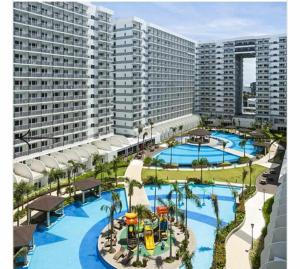 Family Suites 4 Shell Condo MOA 653B