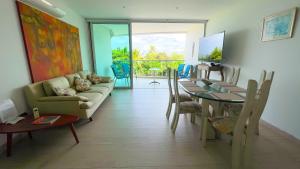 Hermoso Apartamento Frente al Mar 3 Habitaciones MSC34