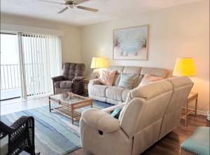 St Augustine Beach 2BR Pool & Beach Access