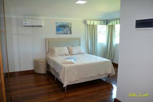 Villa Licht, Obligado Center