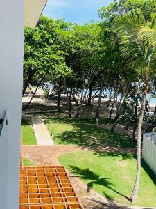High Floor Ocean View Condo 305 Marien Beach Resort Pool Access
