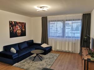 Modernes Apartment mit Parkplatz und 24h Check-in