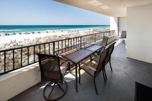 Surf Dweller 309 Large gulf front condo