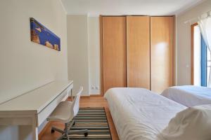 Algarve Seaside Lux Apartment w Pool