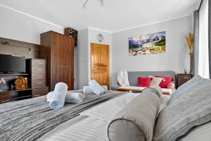 Gut Apartment - 2 sypialnie, duża kuchnia, kino domowe NETFLIX & HBO, kryty parking, szybkie WIFI, 5km od Zakopane