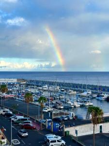 Artistic beachfront apartment