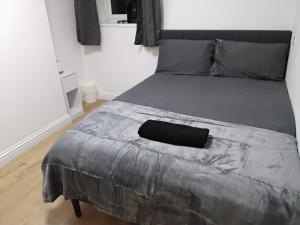 Cosy Hideaway with Hot Tub & Private Garden