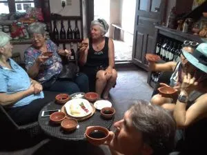 Guest House Wine - Kedeli