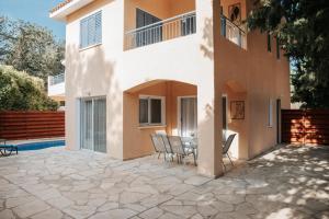 Villa Aphrodite in Paradise Gardens - 3bd with Private Pool by VICHY Holidays