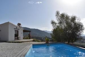 Finca Martina Mit Pool In Cómpeta