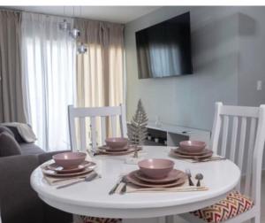 BoVibe Condo - Punta Cana, Modern 2BR Near Beaches