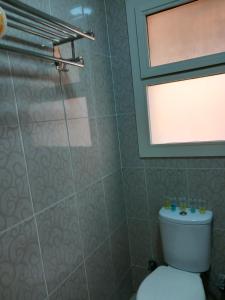 شقة فندقية راقية بالقرب من المتحف المصري الكبير وبالقرب من الأهرامات بكمبوند اشجار سيتي اكتوبر