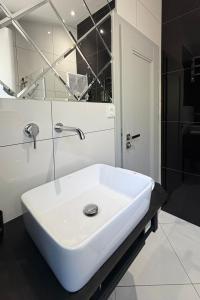 Seaside family friendly house with a swimming pool Brna - Vinacac, Korcula - 24996