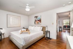 Rhythm - Walk to 12 South - Mins to Broadway