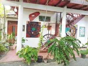 Hill Side Kings Villa (Colonial Bungalow)