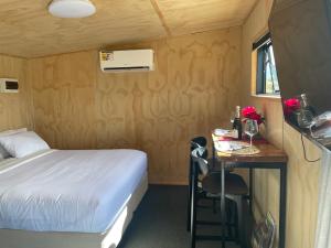 Central Otago Farmlet cabins