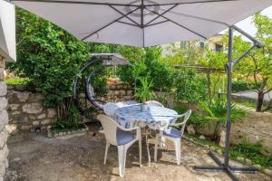 One-Bedroom Apartment in Dramalj X