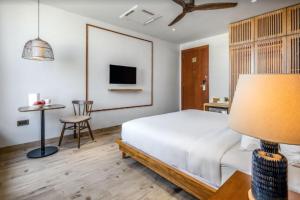 Riverside Seahorse Danang Hotel