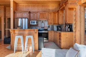 Fiddler Lake Resort - Deer 59