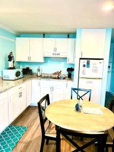 Cedar Key Islands Dolphins Cay Condo