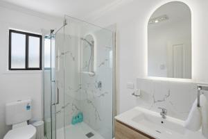 Hobart Family Home near Airport & City