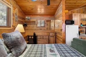 Cabin 7- Studio Cabin Heated Floors 5 Min to RMNP