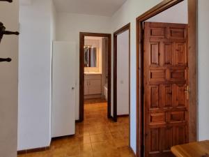 Encantador Apartamento a 300m de la Playa con Terraza - Costa Brava - HISP-236-155