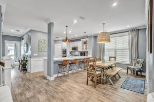 28 Hammock Breeze Way