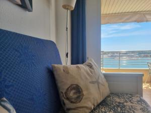 Apartamento moderno cerca de la playa con terraza - HISP-236-128