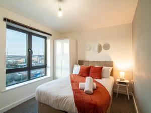 Leeds River Aire 2 Bed Apartment Near Station