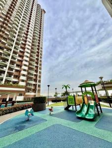 Levi & Moon Relax and Chill