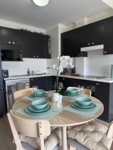 1 Bed City Stay, ICC, Darling Harbour, Light Rail,Food