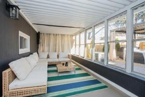 THE RETREAT - Hot Tub, Theater, Game Room, Fire Pit, Bar, Sleeps 14