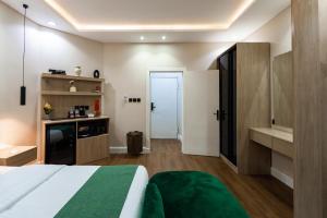 استديو العقيق