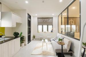 Nguyen Le Home Phan Ton