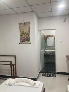 Rhythm Transit Hotel - Near Airport